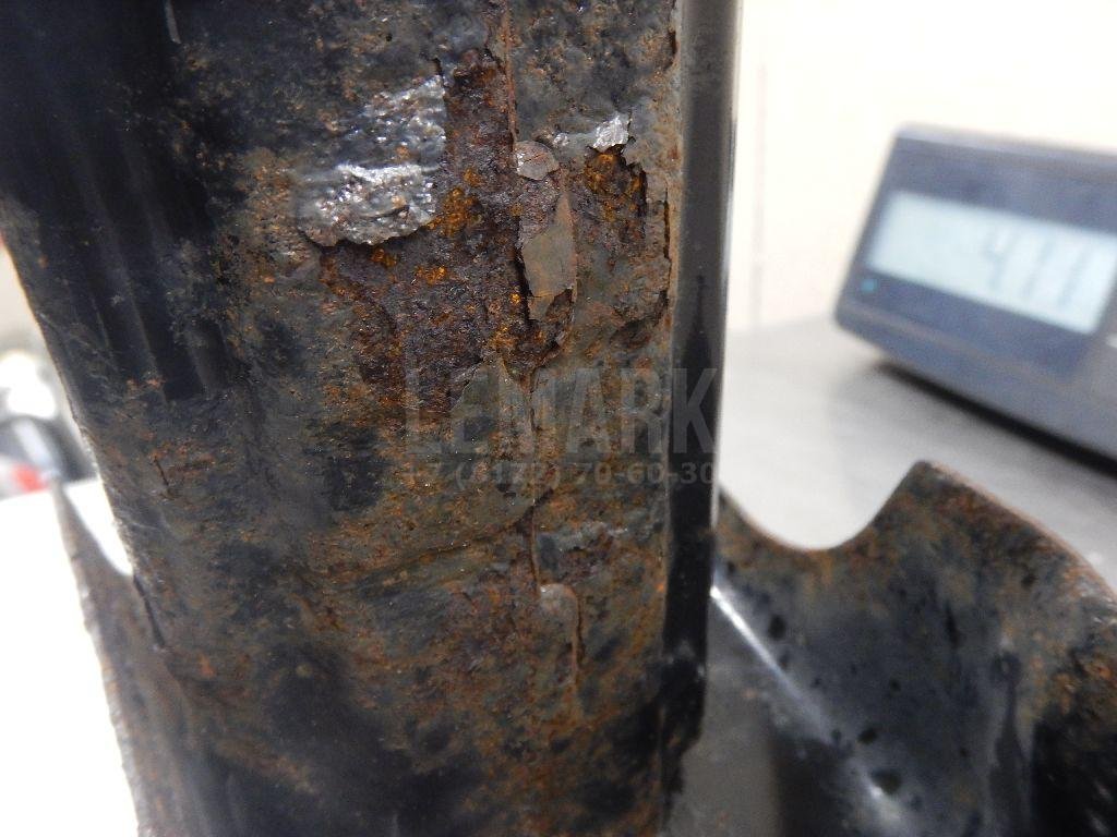 Усилитель заднего бампера