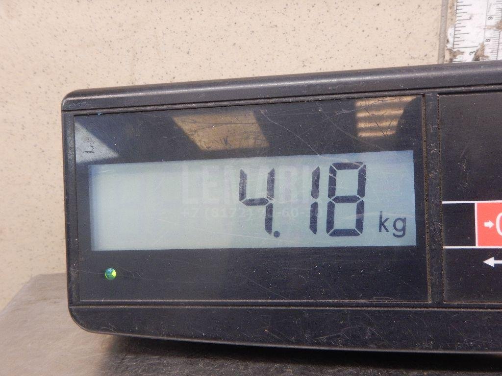 Усилитель заднего бампера