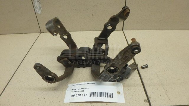 Вилка включения передачи