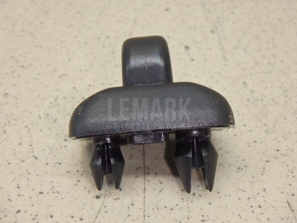 Кронштейн солнцезащитного козырька