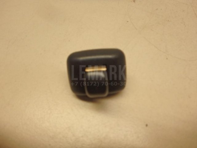 Крючок солнцезащитного козырька