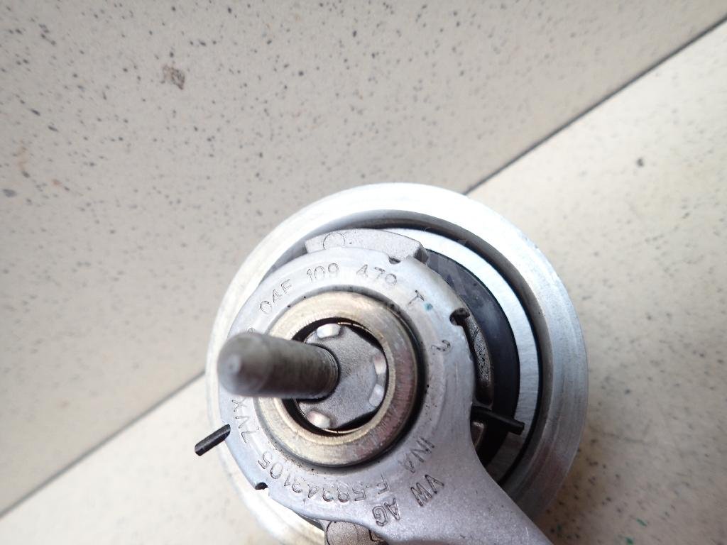 Ролик-натяжитель ремня ГРМ