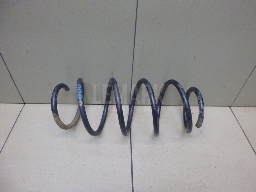 Пружина передняя