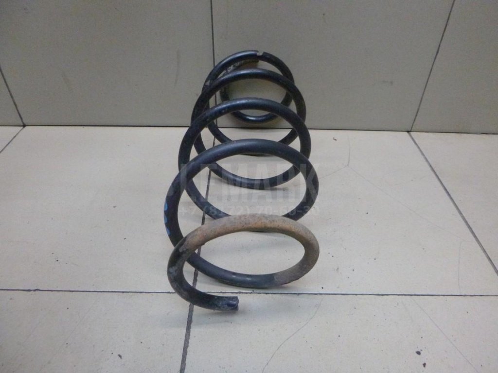 Пружина передняя