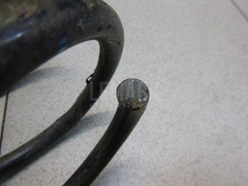 Пружина передняя