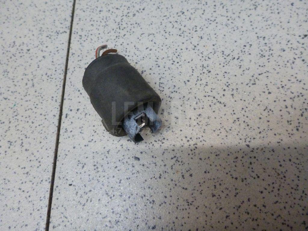 Патрон габаритного фонаря