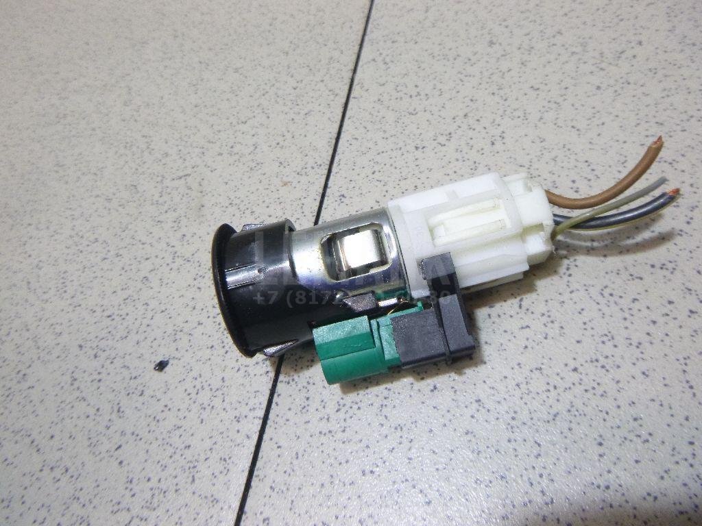 Гнездо прикуривателя