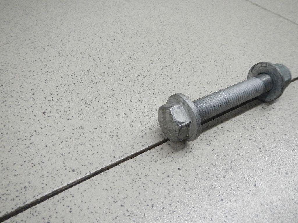 Болт заднего рычага