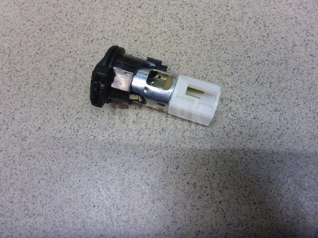 Гнездо прикуривателя