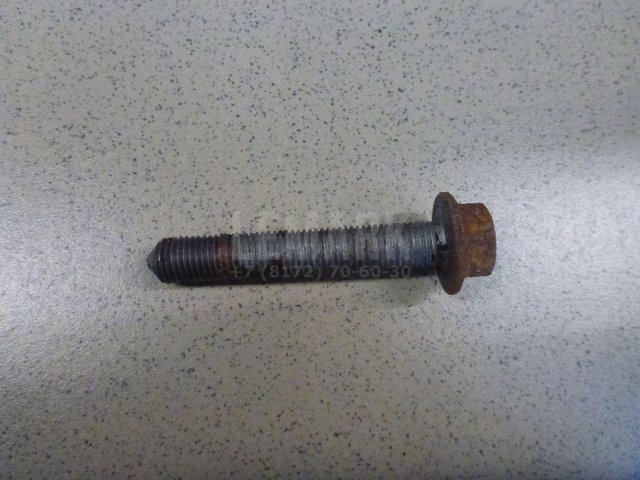 Болт заднего рычага