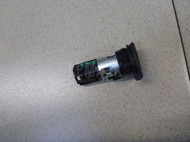 Гнездо прикуривателя