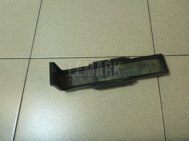 Крышка салонного фильтра