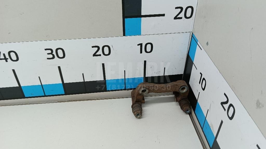 Скоба суппорта заднего левого