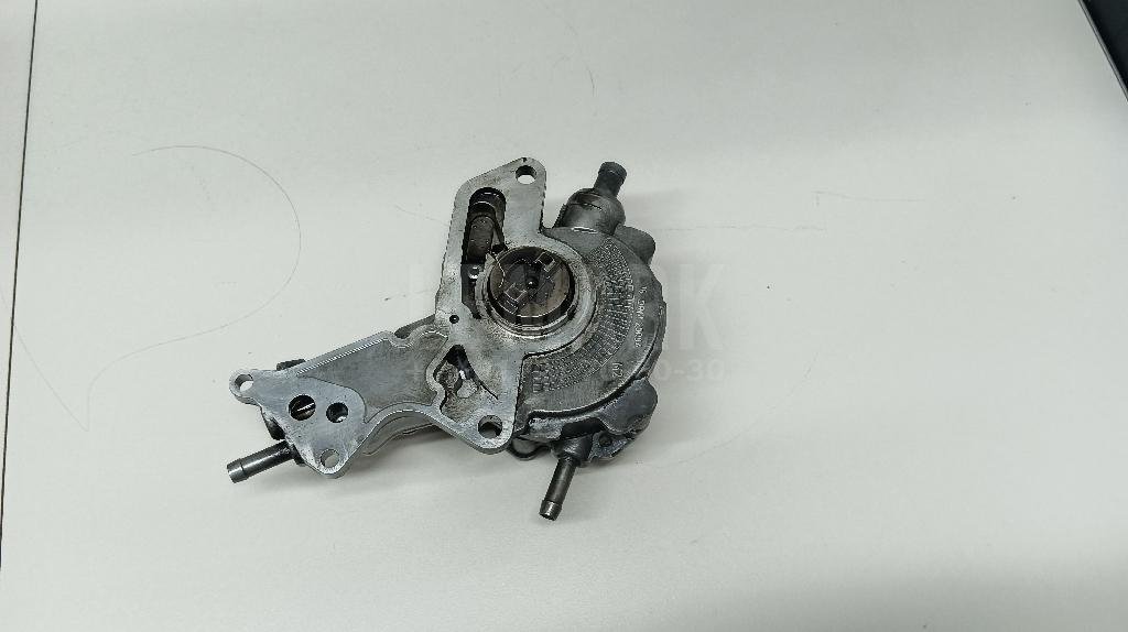 Насос вакуумный