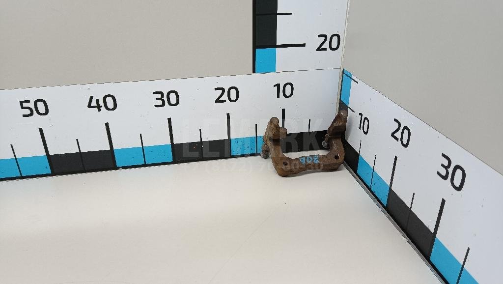 Скоба суппорта заднего левого