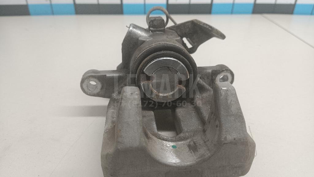 Скоба суппорта заднего левого