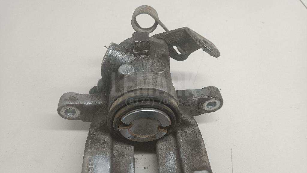 Скоба суппорта заднего левого