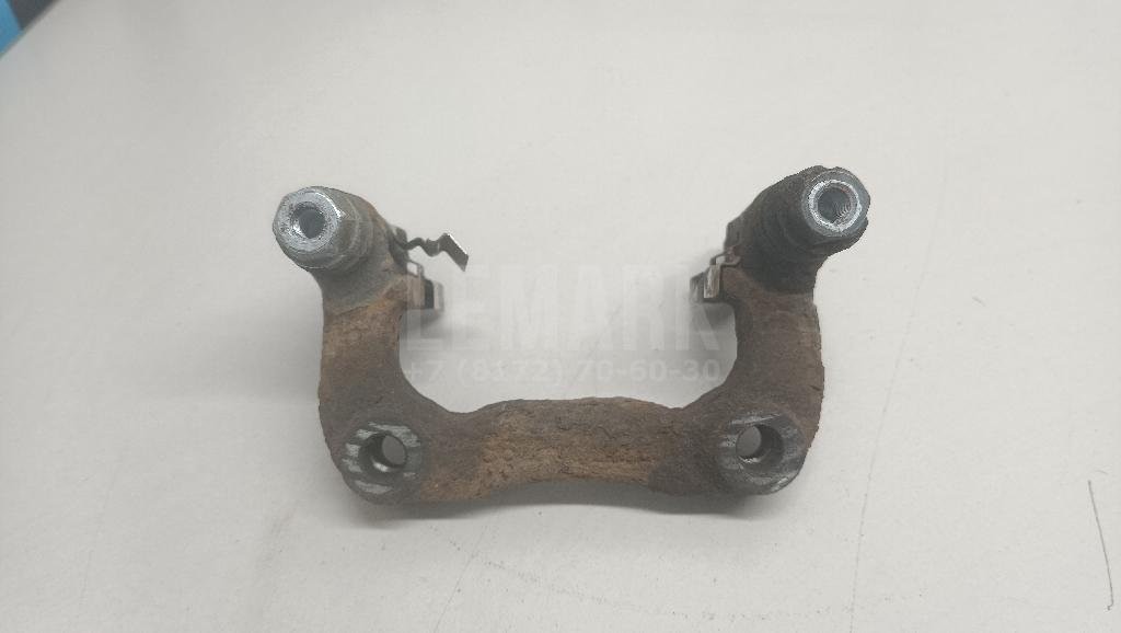 Скоба суппорта заднего правого