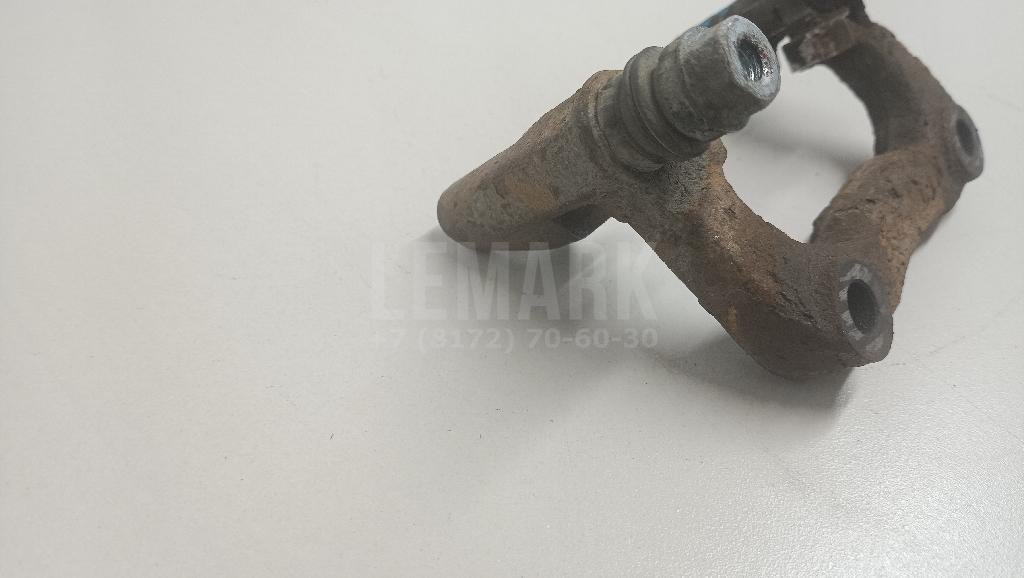 Скоба суппорта заднего правого