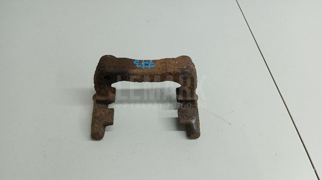 Скоба суппорта заднего правого