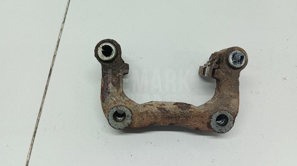 Скоба суппорта заднего левого
