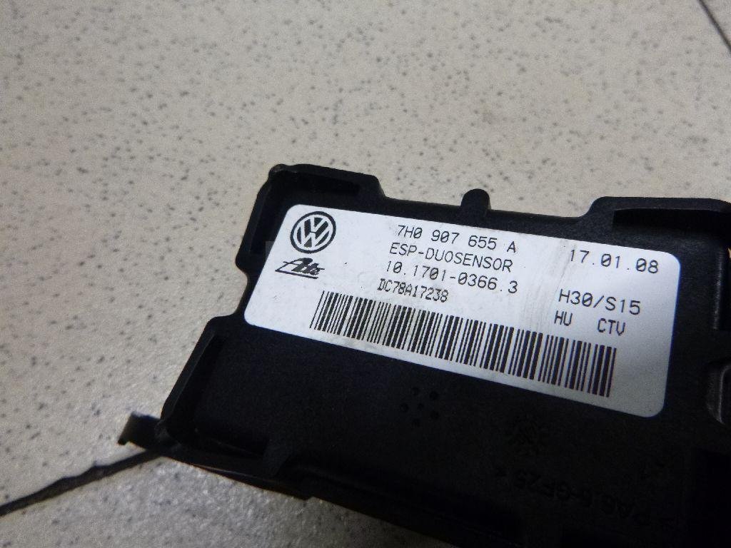 Датчик ускорения