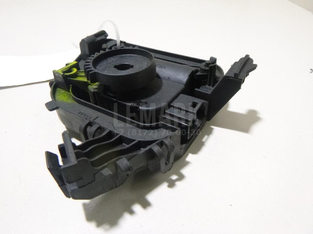 Моторчик заслонки отопителя