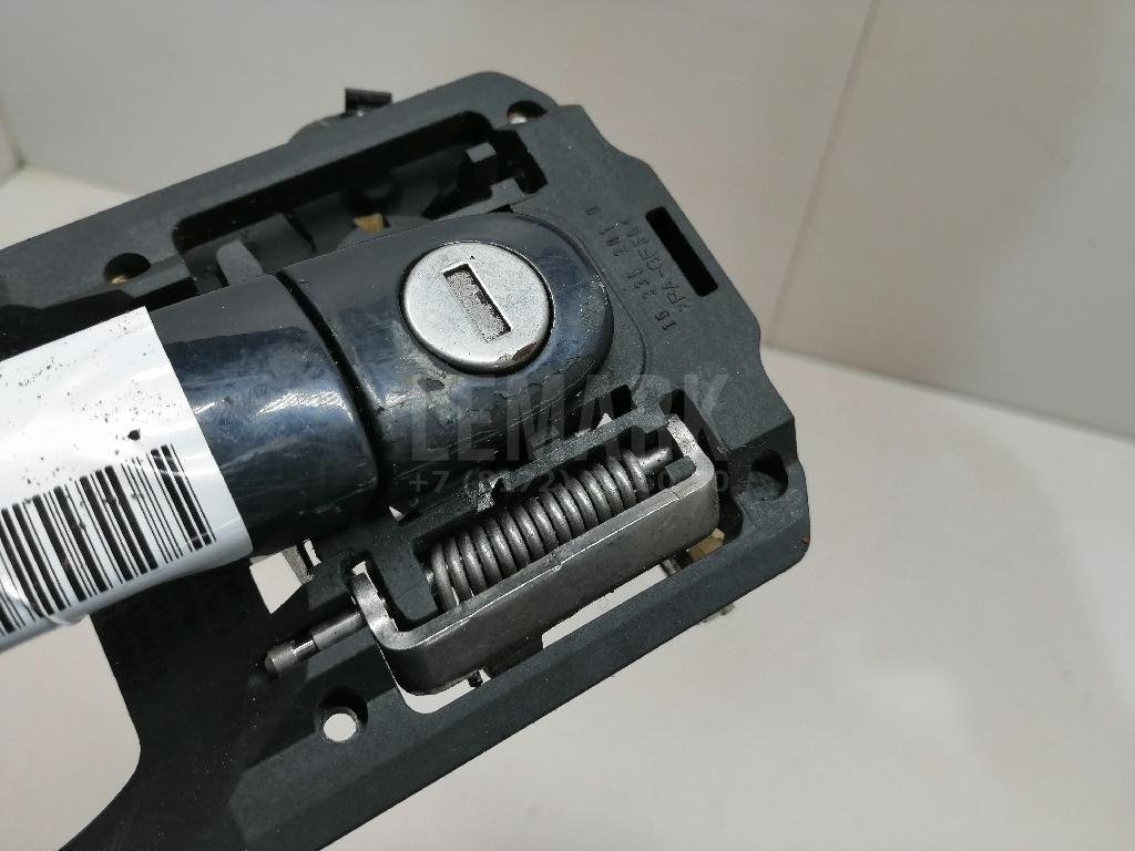 Ручка двери передней наружная правая