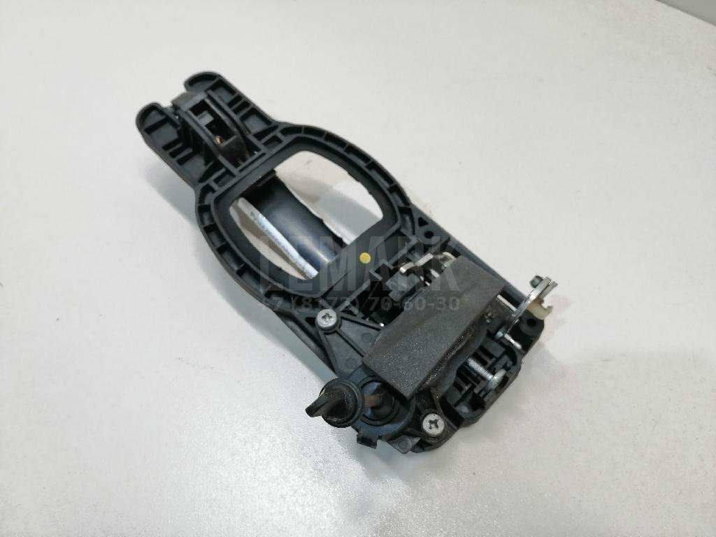 Ручка двери передней наружная правая