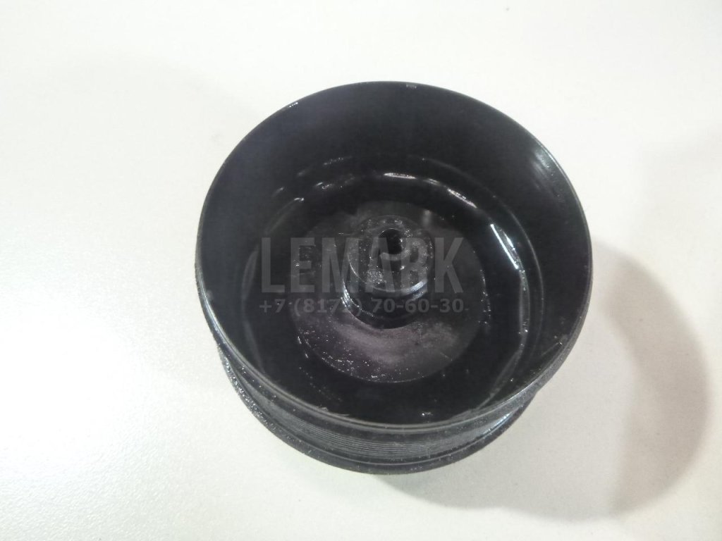 Крышка масляного фильтра