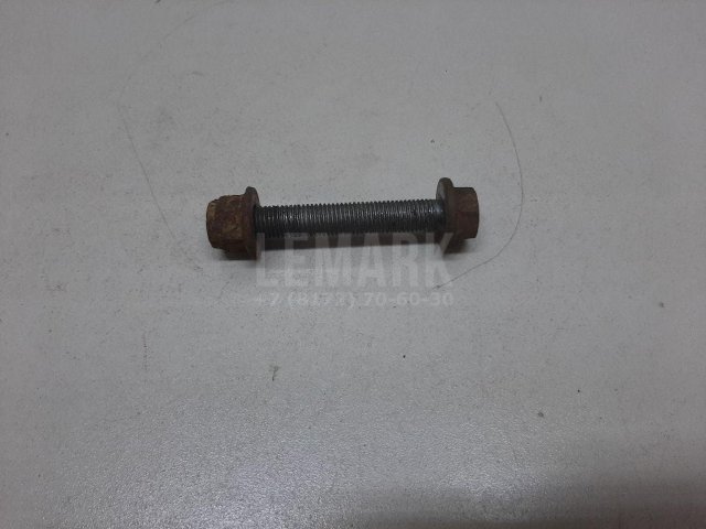 Болт заднего рычага