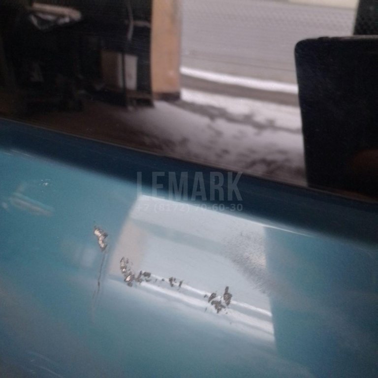 Дверь багажника со стеклом