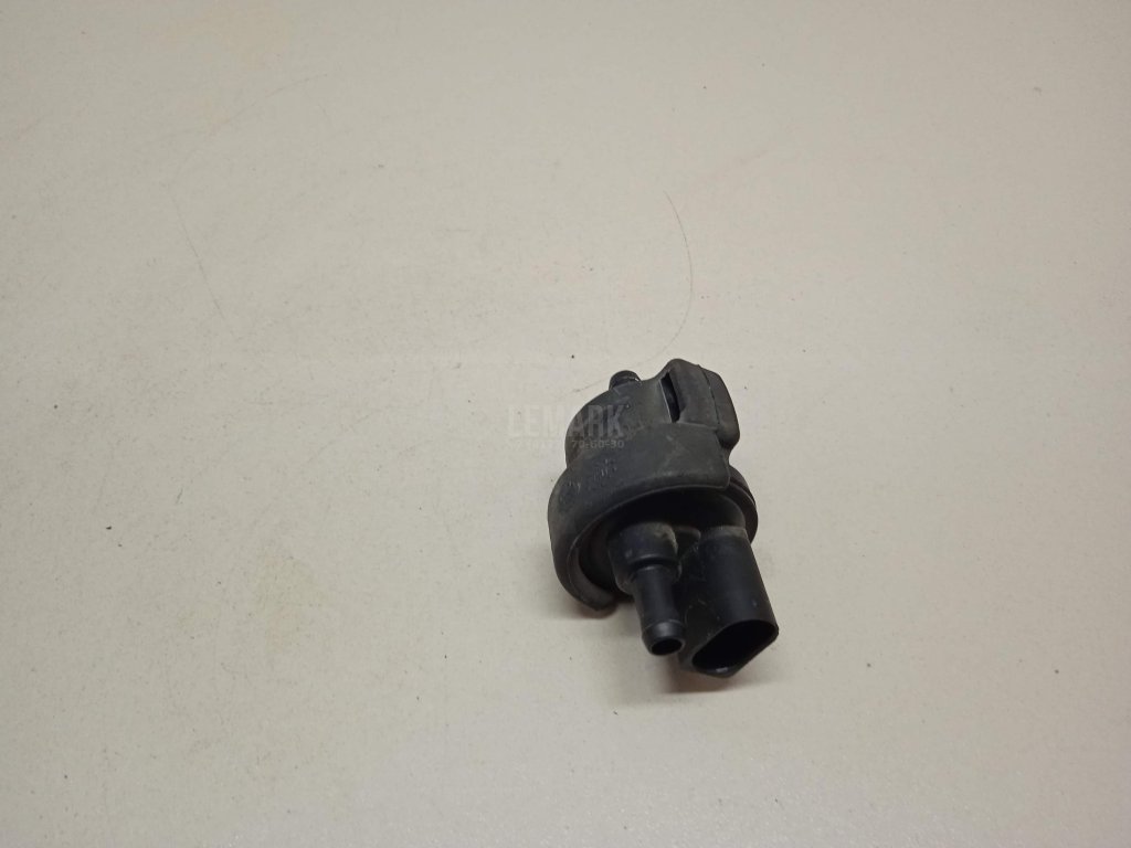 Клапан вентиляции топливного бака