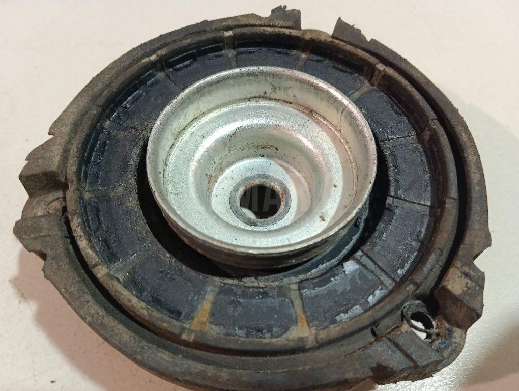 Опора переднего амортизатора верхняя