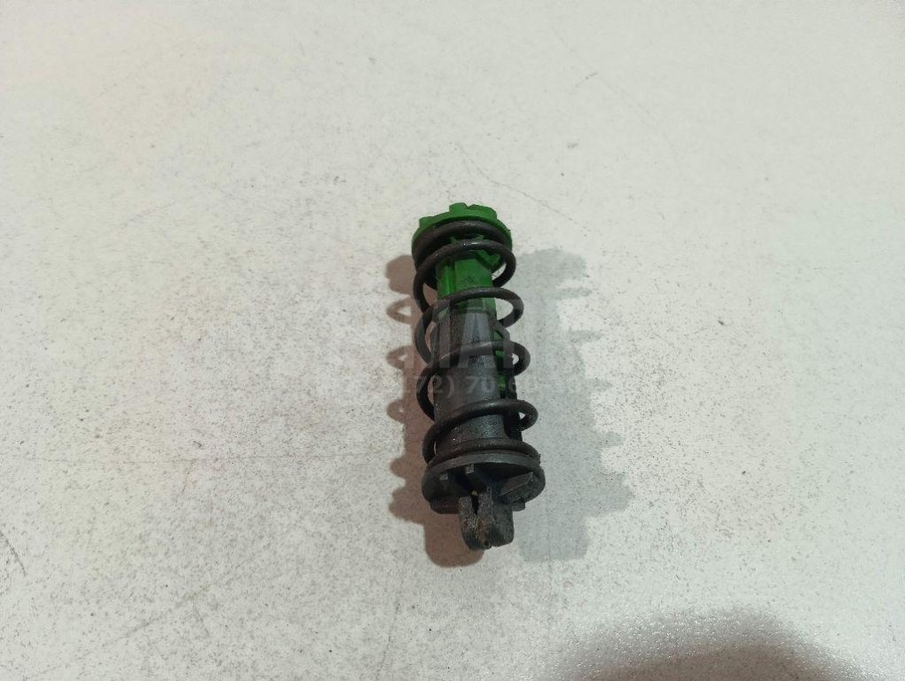 Пружина педали сцепления