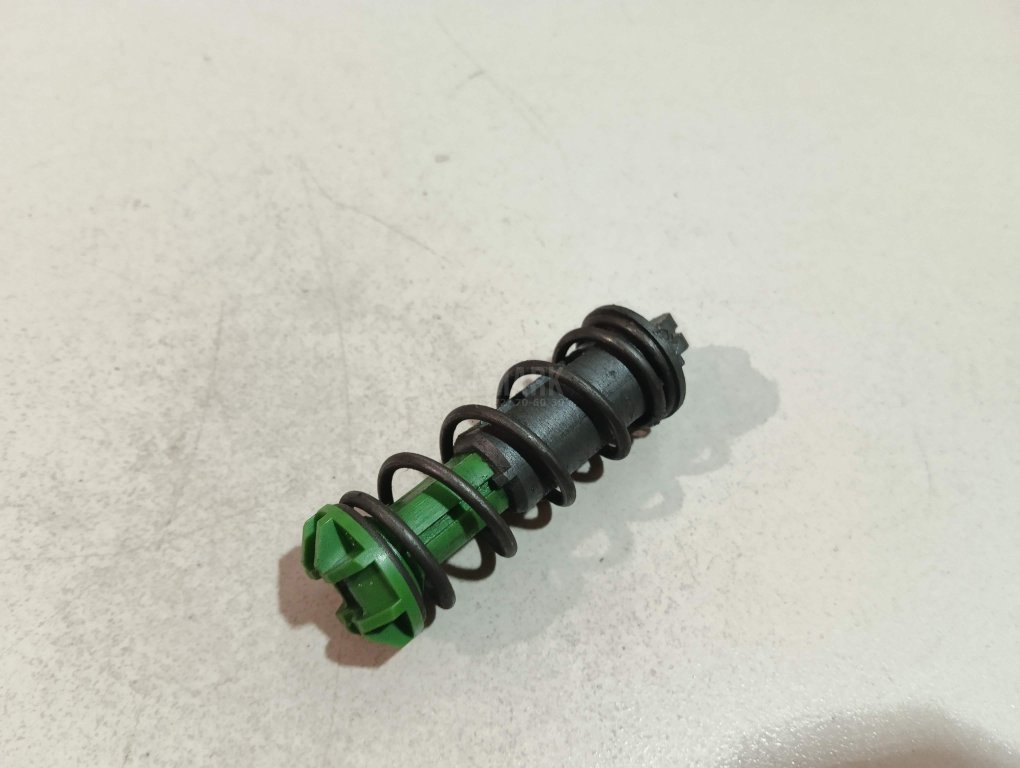 Пружина педали сцепления