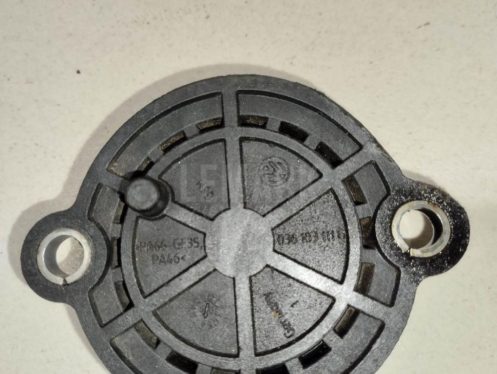 Крышка распредвала