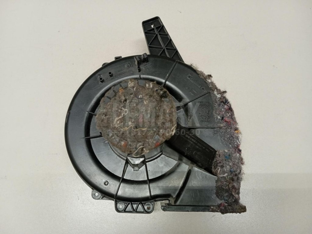 Моторчик отопителя