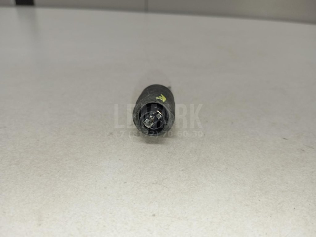 Патрон габаритного фонаря