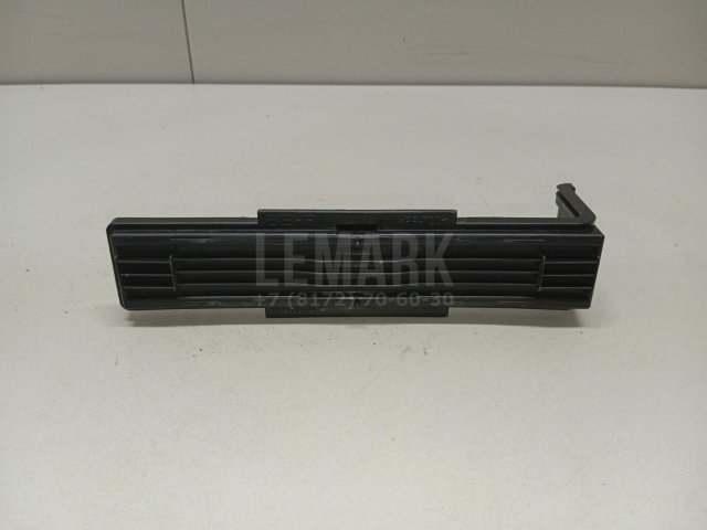 Крышка салонного фильтра