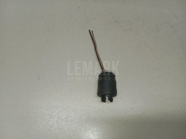 Патрон габаритного фонаря