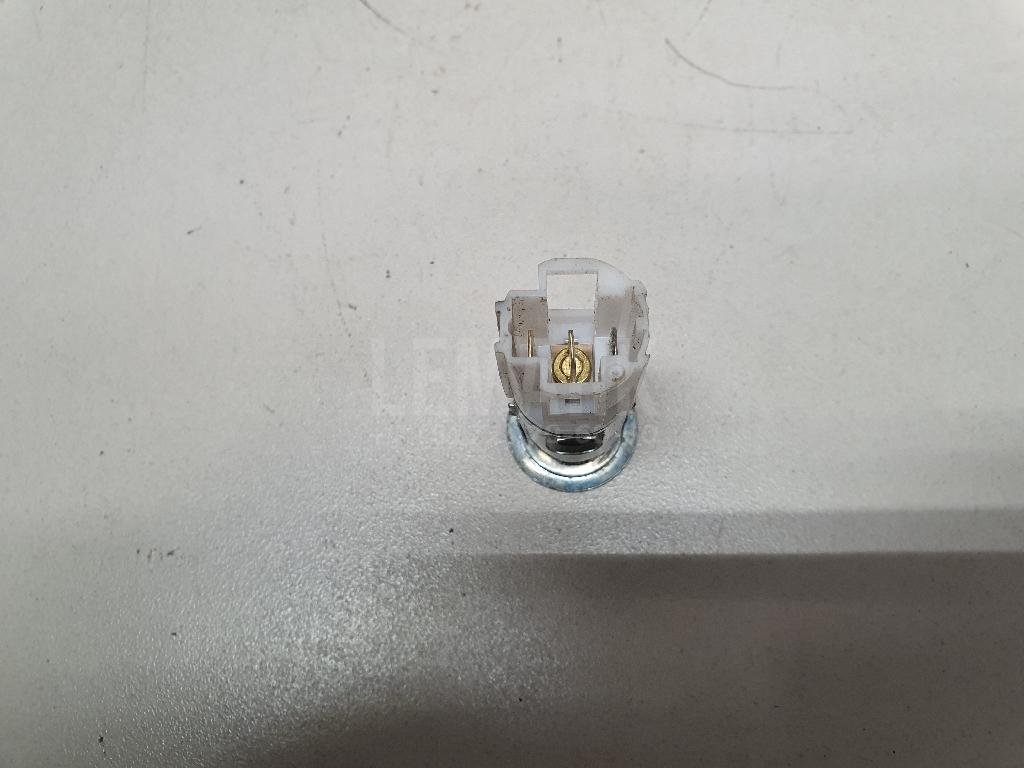 Гнездо прикуривателя