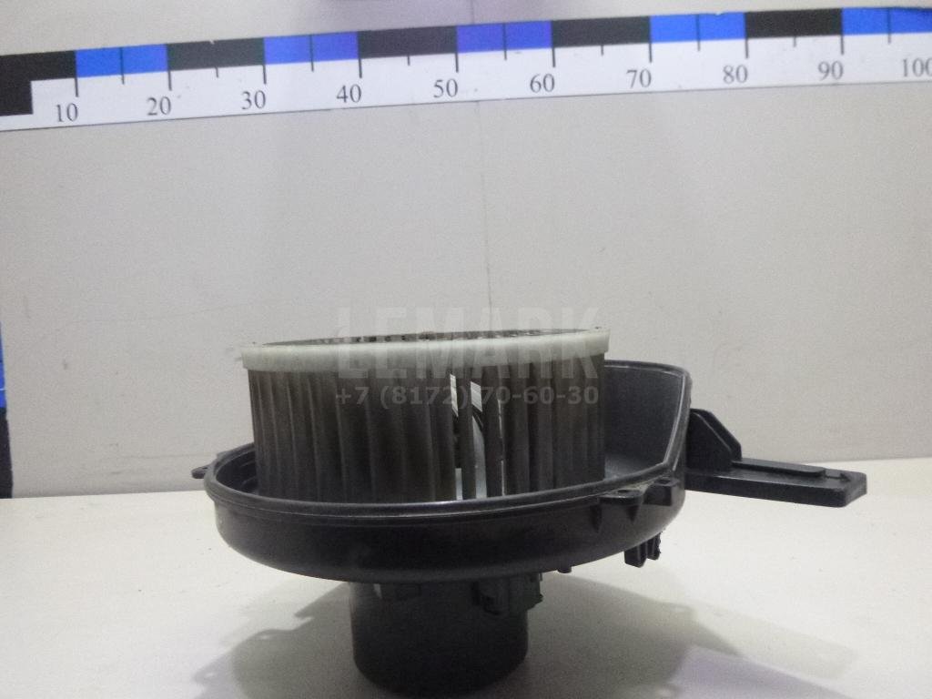 Моторчик отопителя