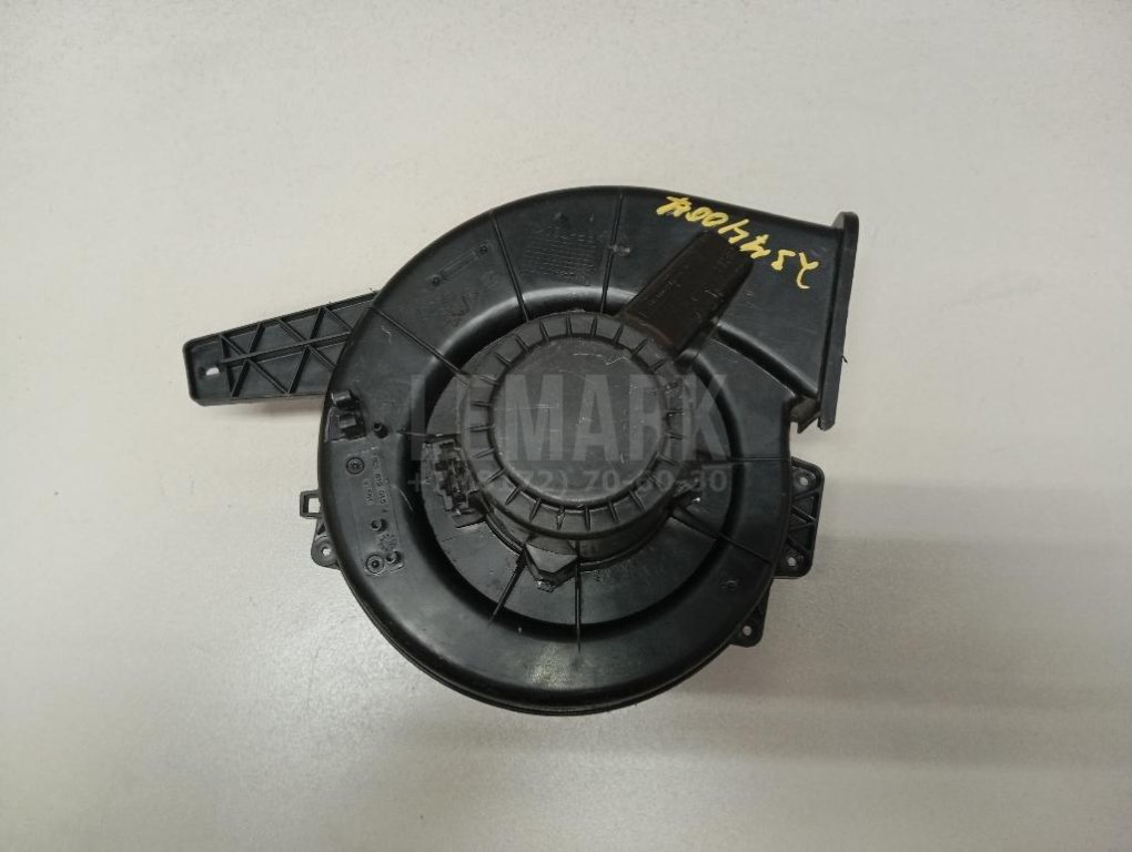 Моторчик отопителя для  Audi 100 [C4] 1991-1994