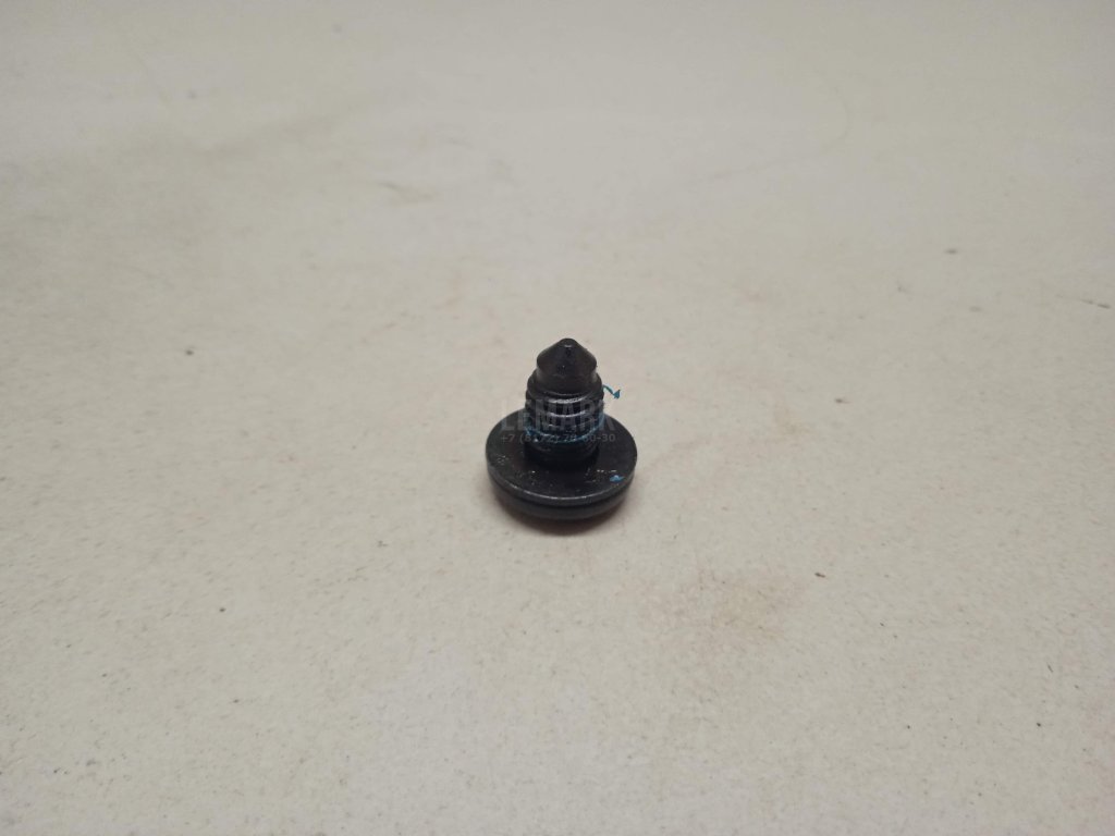 Болт для  Alfa Romeo GTV 1995-2005