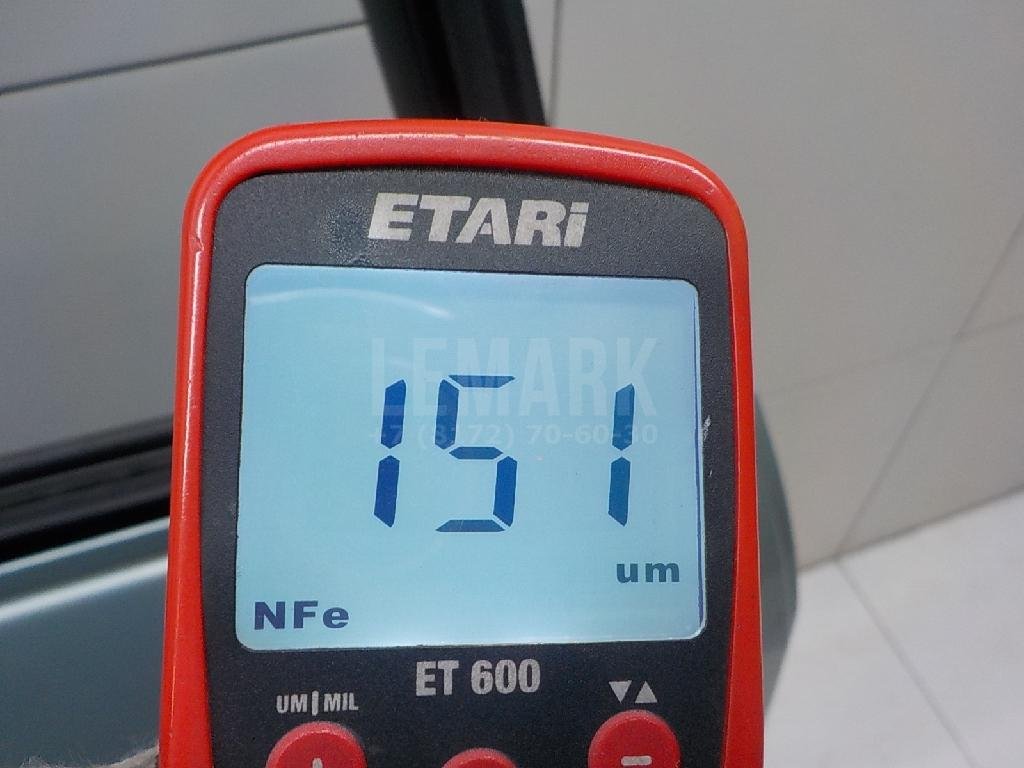 Дверь задняя правая