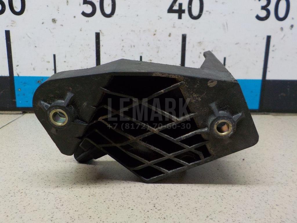 Кронштейн осушителя для  Audi A1 (8X) 2010-2018