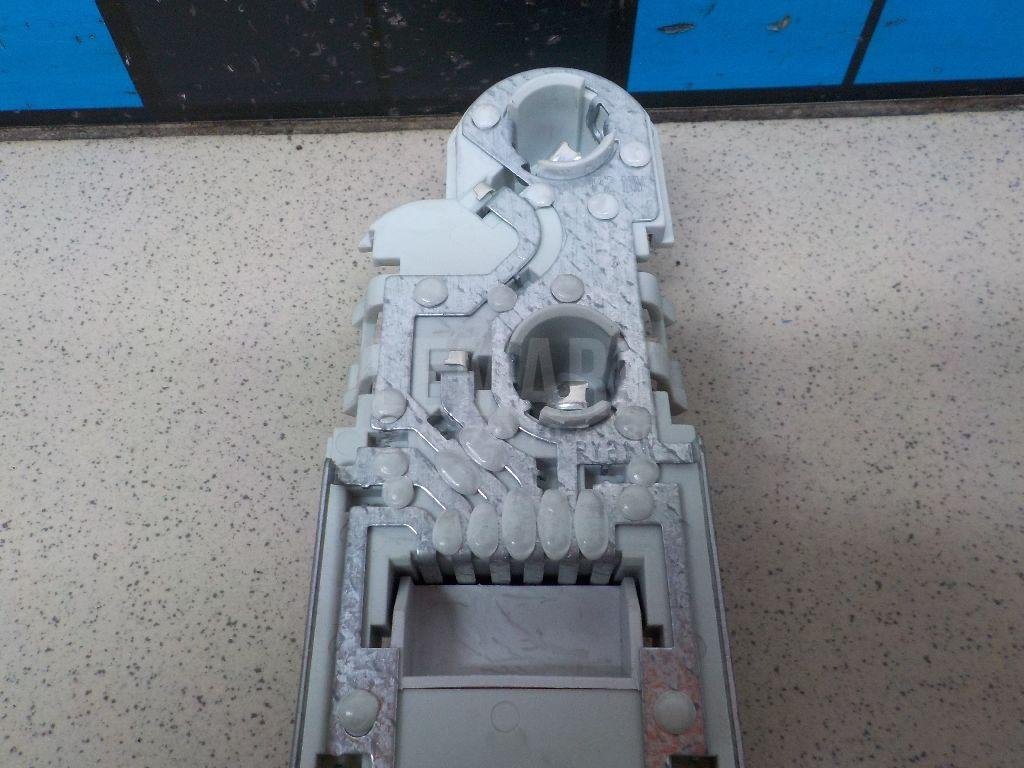 Плата заднего фонаря правого