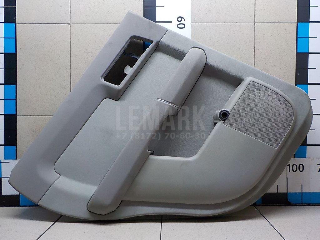 Обшивка двери задней левой