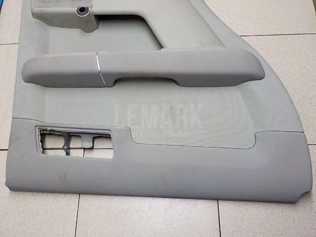 Обшивка двери задней левой